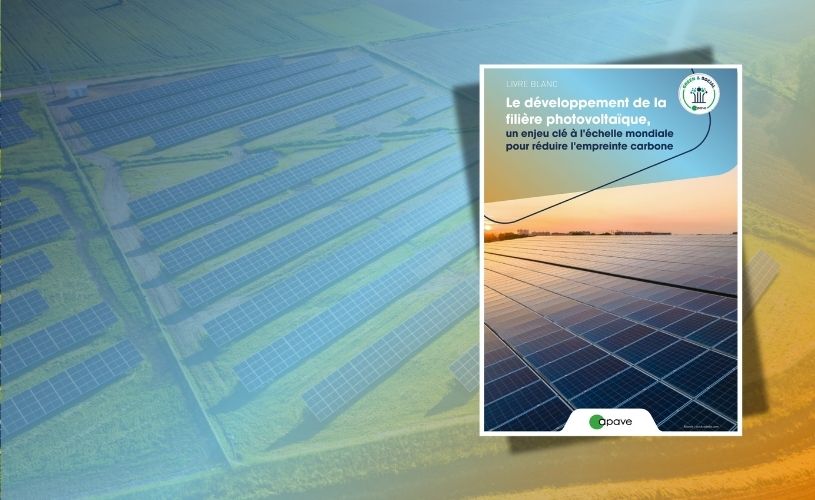 Visuel de couverture du livre blanc Apave dédié à la filière Photovoltaïque