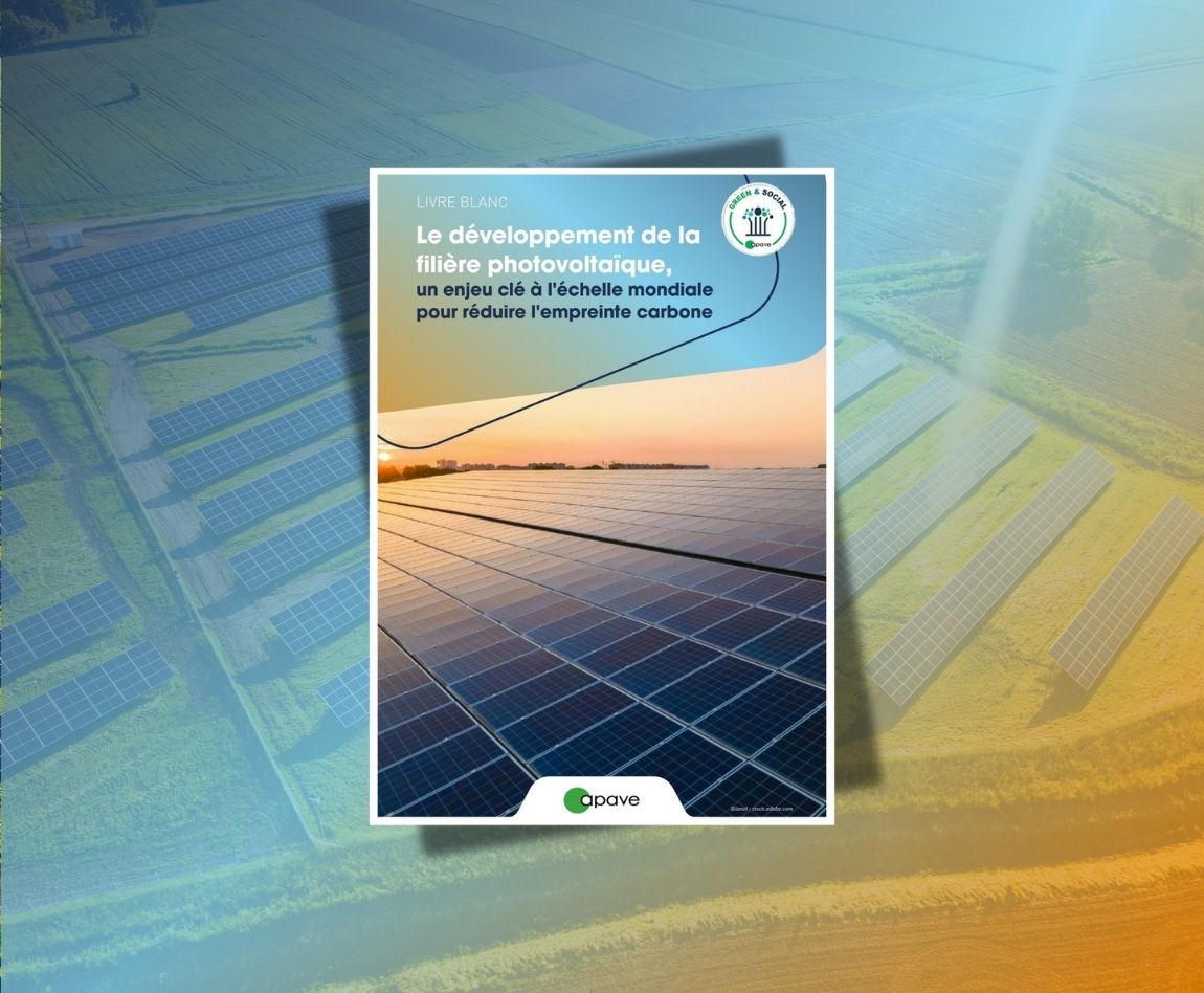 Visuel de couverture du livre blanc Apave dédié à la filière Photovoltaïque